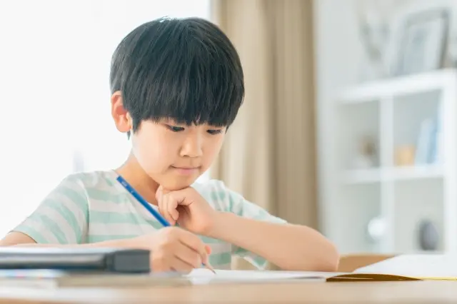 小学5年生のための英語学習を解説する画像