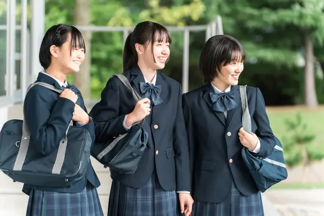 中学2年生のための英語学習を解説する画像